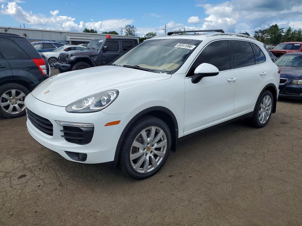 PORSCHE CAYENNE 2016 with VIN WP1AA2A20GLA10841 - Photo from auction