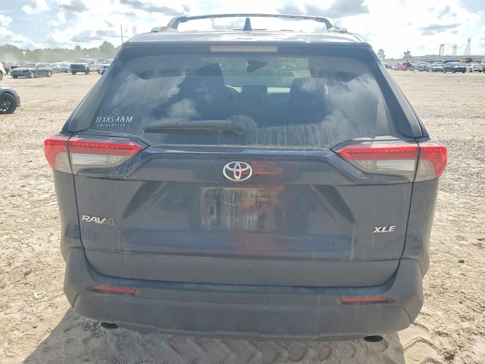 Photo 6 from auction – 2023 TOYOTA RAV4 with VIN 2T3C1RFV6PW275329