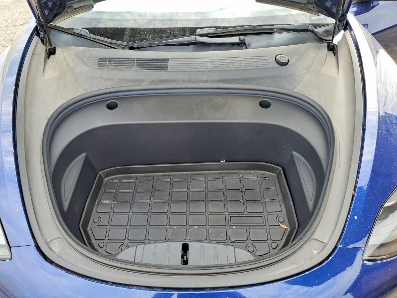 Photo 11 from auction – 2022 TESLA MODEL 3 with VIN 5YJ3E1EAXNF372721