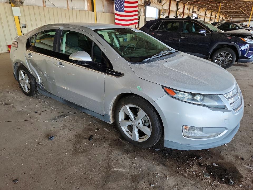 Photo 4 from auction – 2013 CHEVROLET VOLT with VIN 1G1RE6E46DU147311