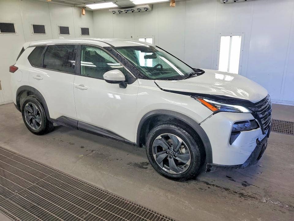 Photo 4 from auction – 2025 NISSAN ROGUE with VIN 5N1BT3BA7SC817759