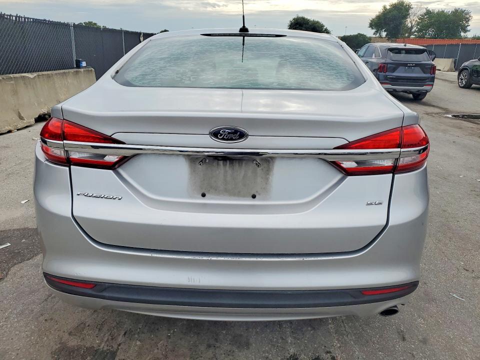 Photo 6 from auction – 2017 FORD FUSION with VIN 3FA6P0H77HR164418