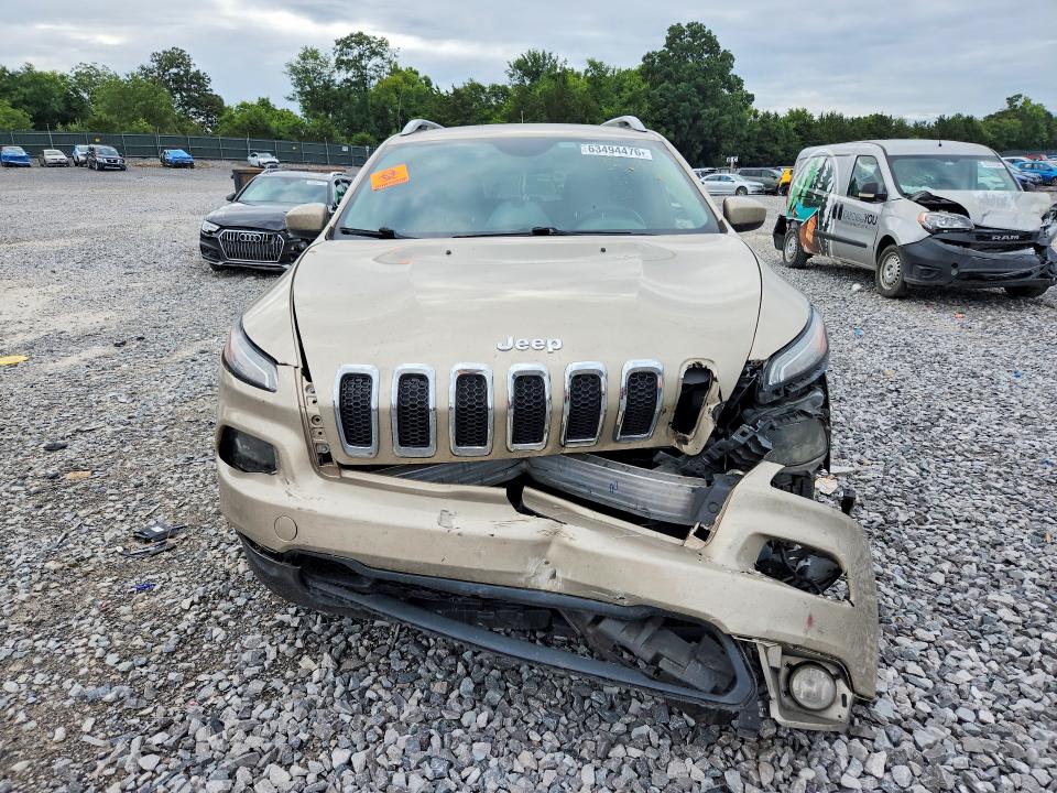 Photo 5 from auction – 2015 JEEP CHEROKEE with VIN 1C4PJLCB4FW742546