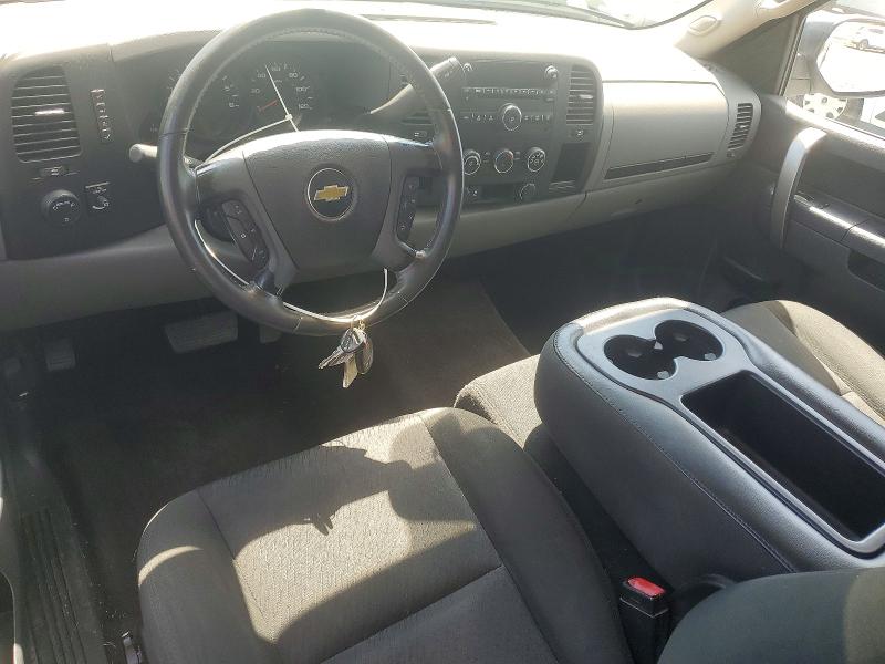 Photo 8 from auction – 2011 CHEVROLET SILVERADO with VIN 1GCRCREA0BZ440304