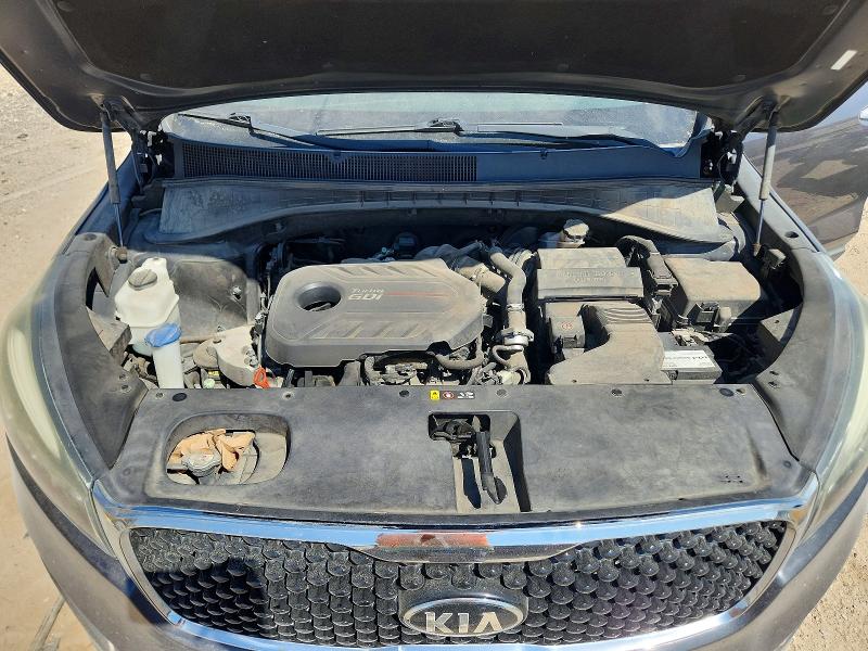 Photo 12 from auction – 2017 KIA SORENTO with VIN 5XYPH4A17HG251190
