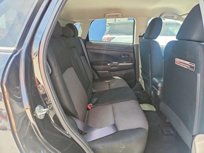 Снимка 11 от търг – 2018 MITSUBISHI OUTLANDER SPORT с VIN JA4AP3AU5JU009896