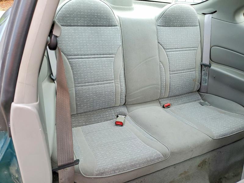 Photo 10 from auction – 1998 FORD ESCORT with VIN 3FAFP1134WR167173