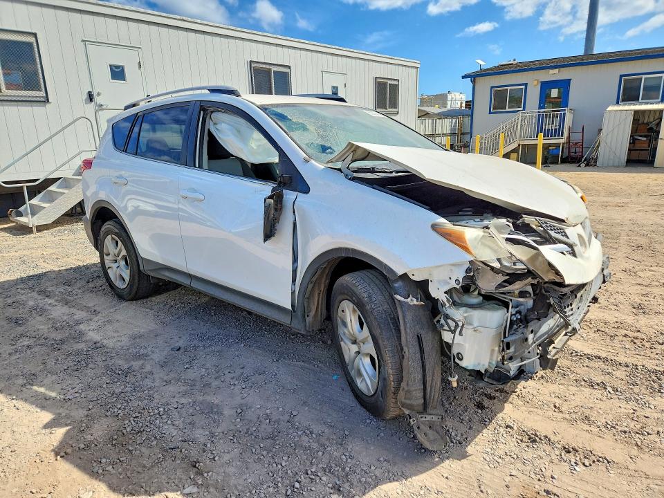 Photo 4 from auction – 2015 TOYOTA RAV4 with VIN JTMZFREV1FJ034370