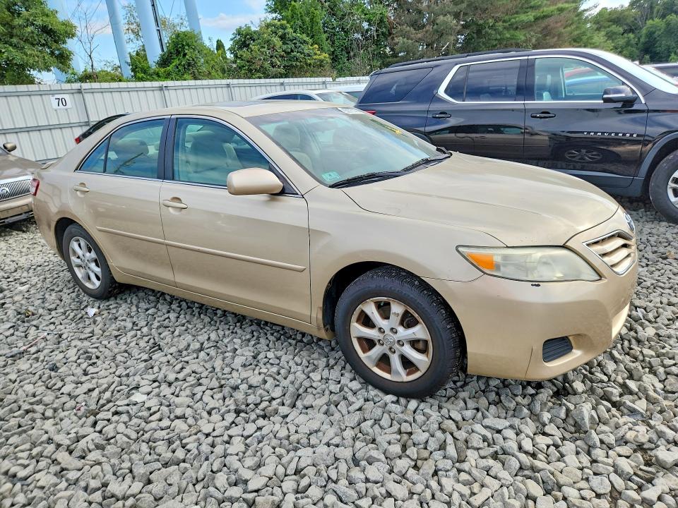 Photo 4 from auction – 2011 TOYOTA CAMRY with VIN 4T4BF3EK7BR092112