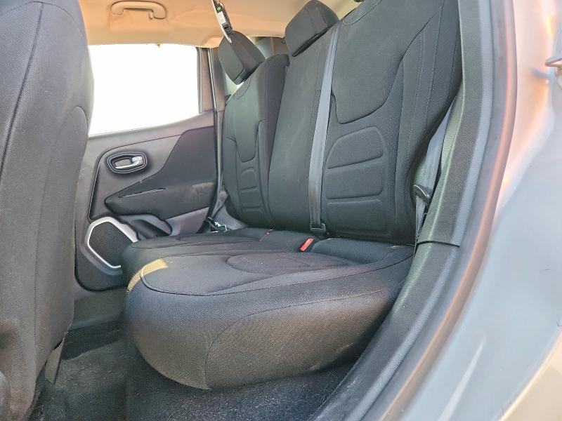 Photo 11 from auction – 2018 JEEP RENEGADE with VIN ZACCJABB7JPJ56592