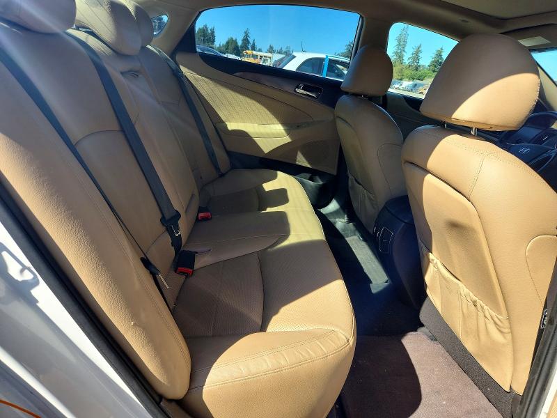 Photo 10 from auction – 2013 HYUNDAI SONATA with VIN KMHEC4A48DA076096