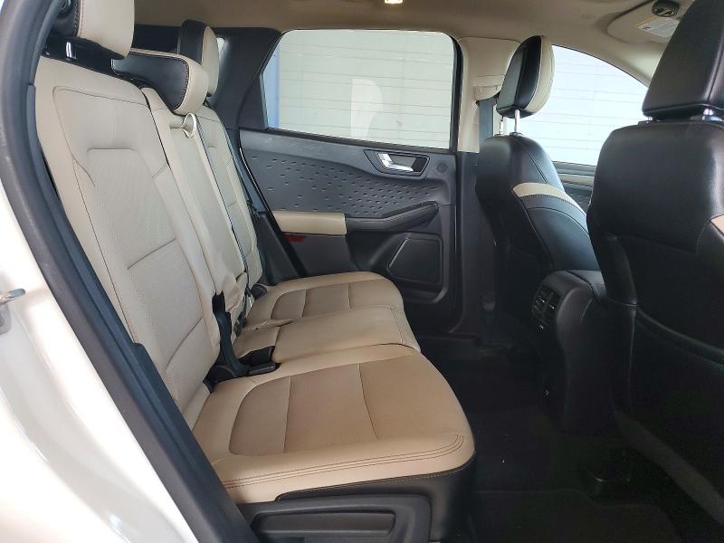 Photo 10 from auction – 2020 FORD ESCAPE with VIN 1FMCU9J9XLUC35582