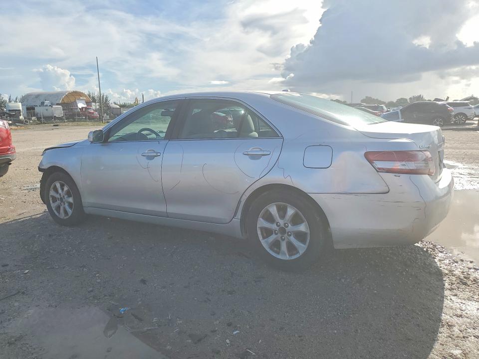 Photo 2 from auction – 2011 TOYOTA CAMRY with VIN 4T1BF3EK0BU181756