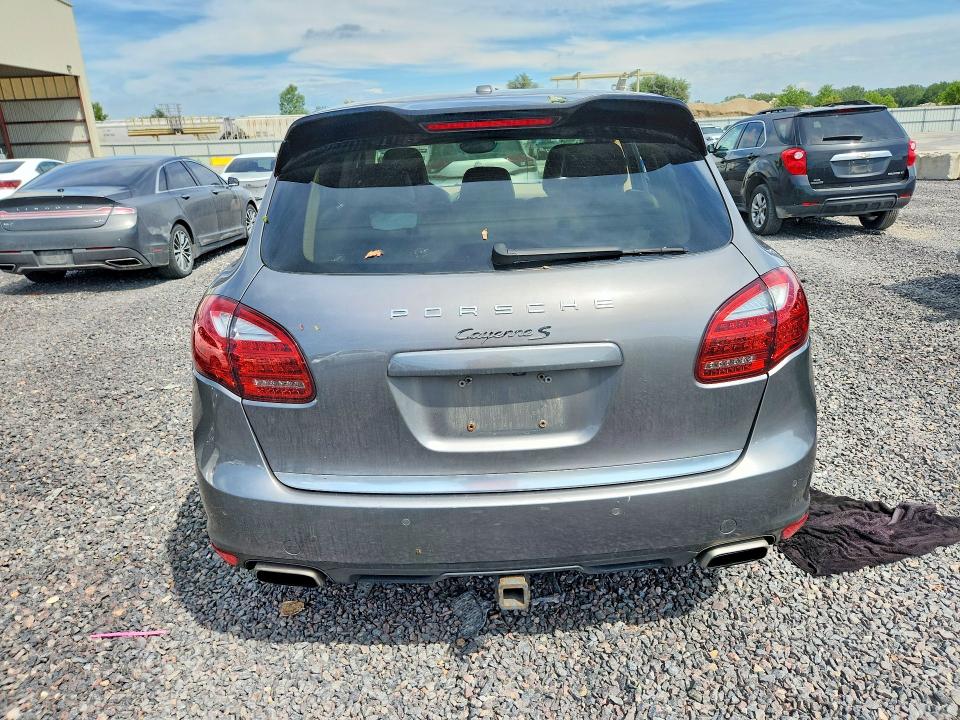 Photo 6 from auction – 2012 PORSCHE CAYENNE with VIN WP1AB2A27CLA44881