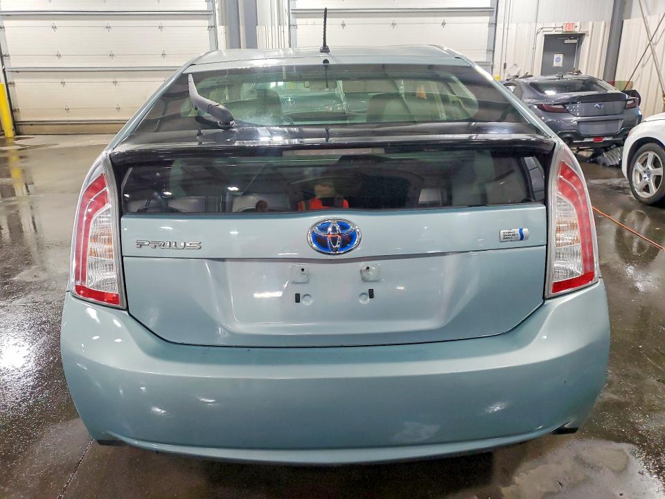Photo 6 from auction – 2012 TOYOTA PRIUS with VIN JTDKN3DU9C5519838