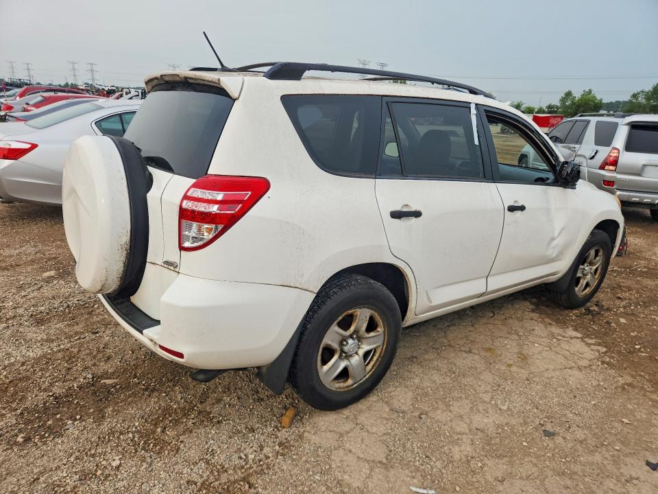 Photo 3 from auction – 2011 TOYOTA RAV4 with VIN JTMBF4DV9B5042421