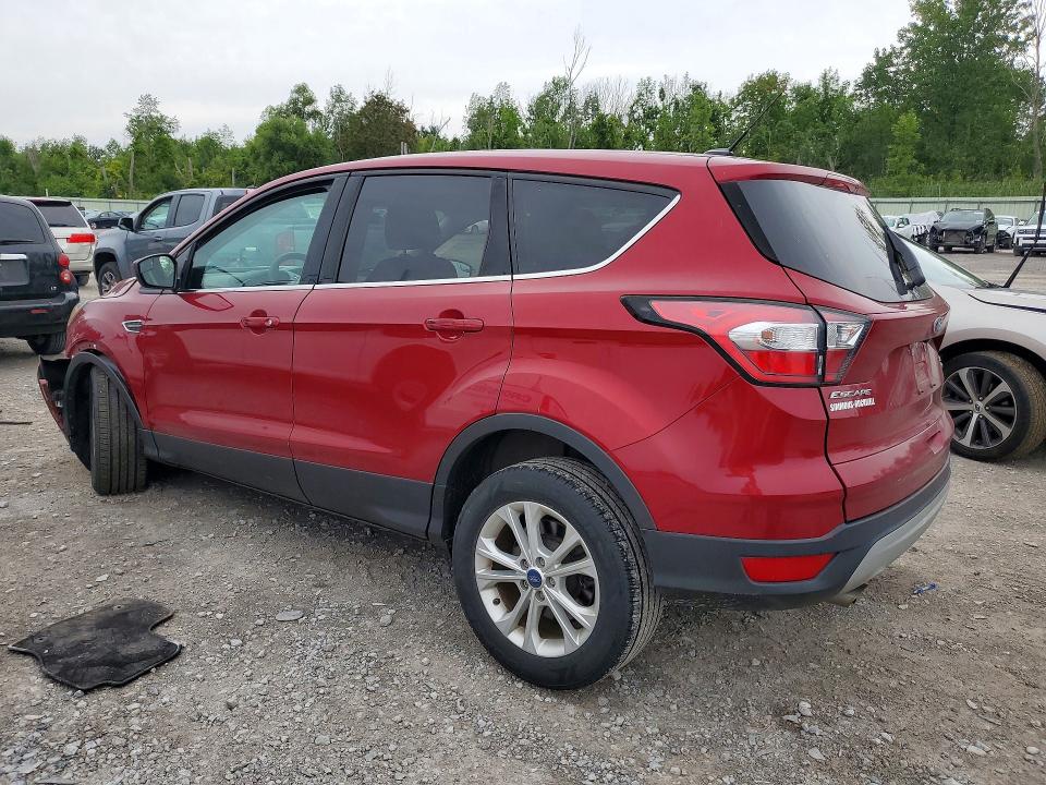 Photo 2 from auction – 2017 FORD ESCAPE with VIN 1FMCU0GDXHUD57082