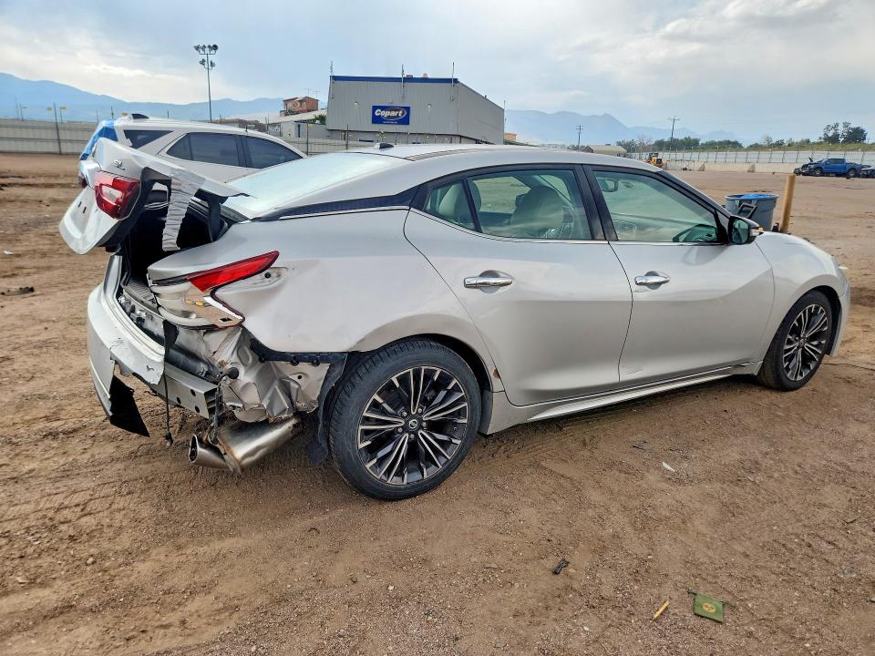 Photo 3 from auction – 2016 NISSAN MAXIMA with VIN 1N4AA6AP1GC417111