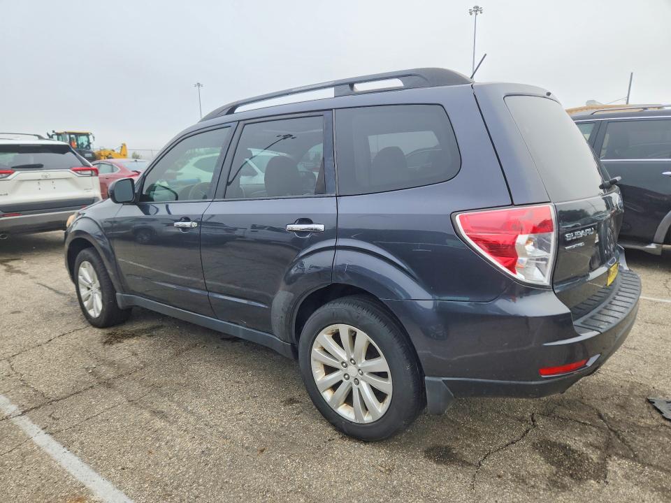 Photo 2 from auction – 2012 SUBARU FORESTER with VIN JF2SHBDC0CH417076
