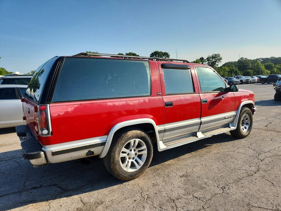 Photo 3 from auction – 1994 GMC SUBURBAN with VIN 1GKFK16K0RJ727671