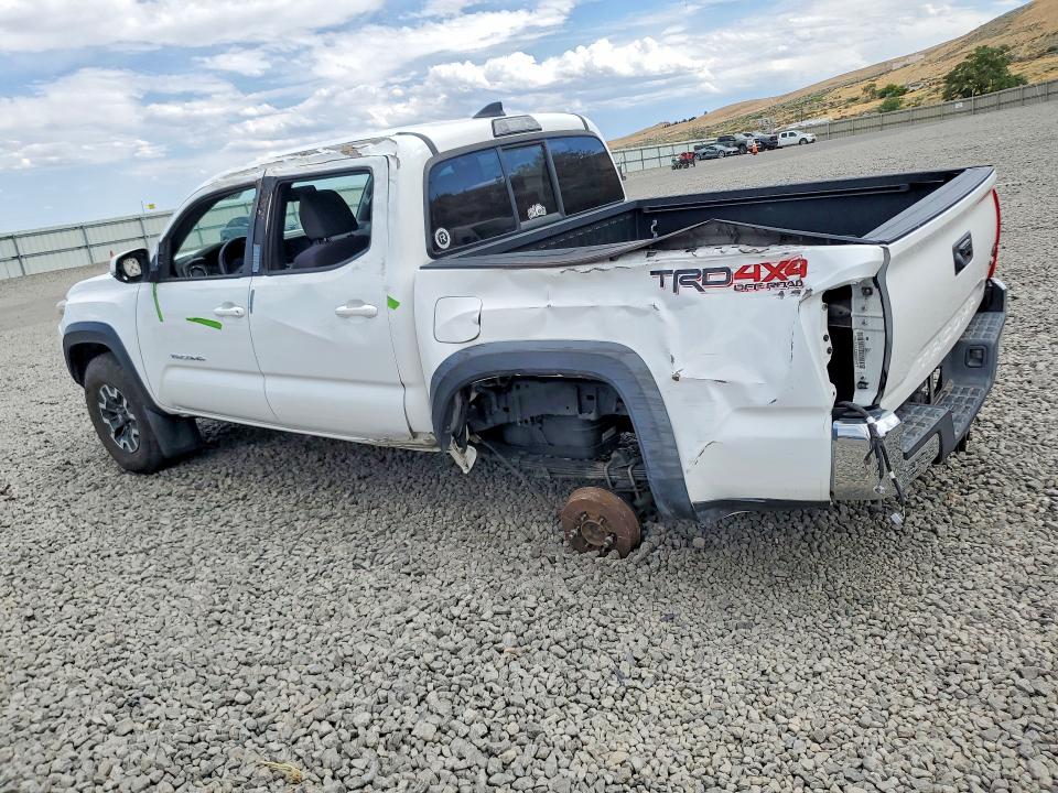 Photo 2 from auction – 2016 TOYOTA TACOMA with VIN 3TMCZ5AN8GM030171