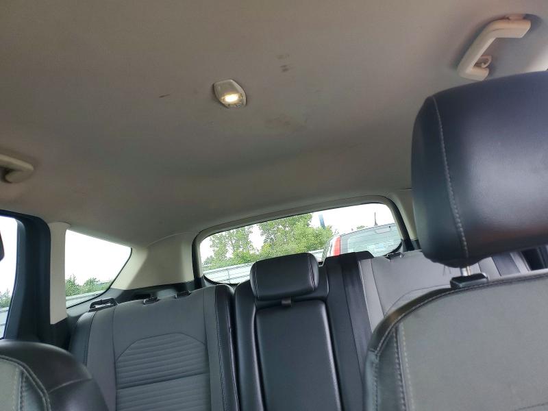 Photo 10 from auction – 2017 FORD ESCAPE with VIN 1FMCU0G97HUE32039