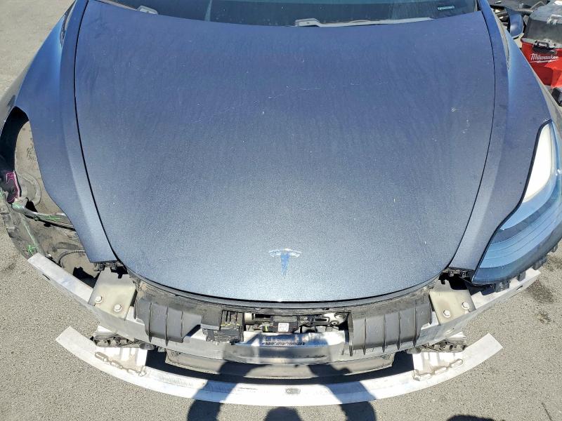 Photo 11 from auction – 2018 TESLA MODEL 3 with VIN 5YJ3E1EA7JF038205