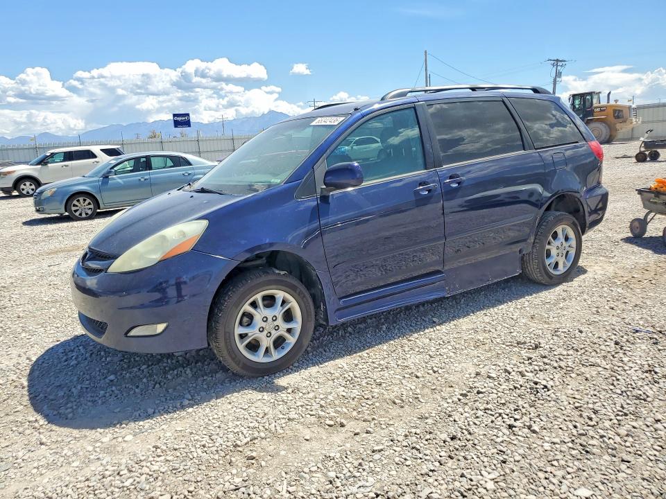 TOYOTA SIENNA 2006 with VIN 5TDZA22C96S493111 - Photo from auction