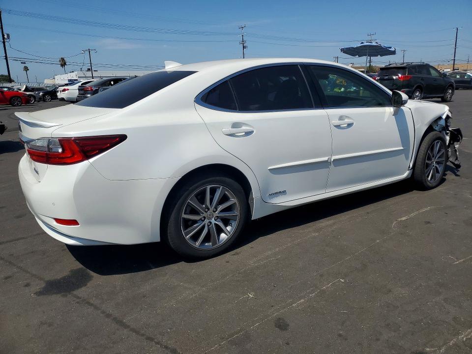 Фото 3 с аукциона – 2018 LEXUS ES с VIN JTHBW1GG8J2193809