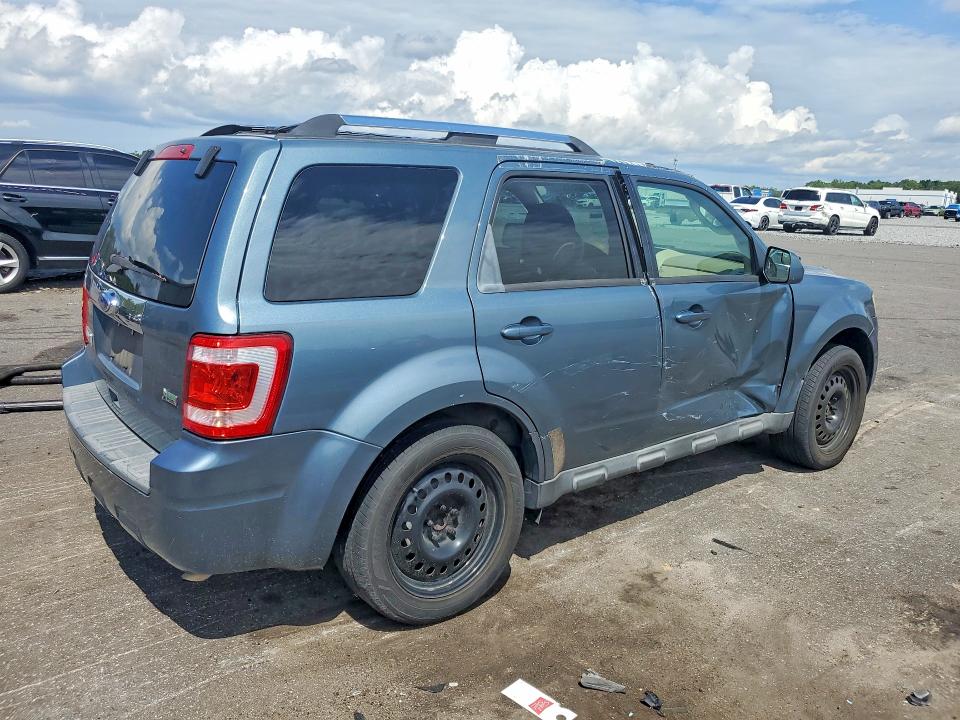 Photo 3 from auction – 2012 FORD ESCAPE with VIN 1FMCU0EG9CKC75474