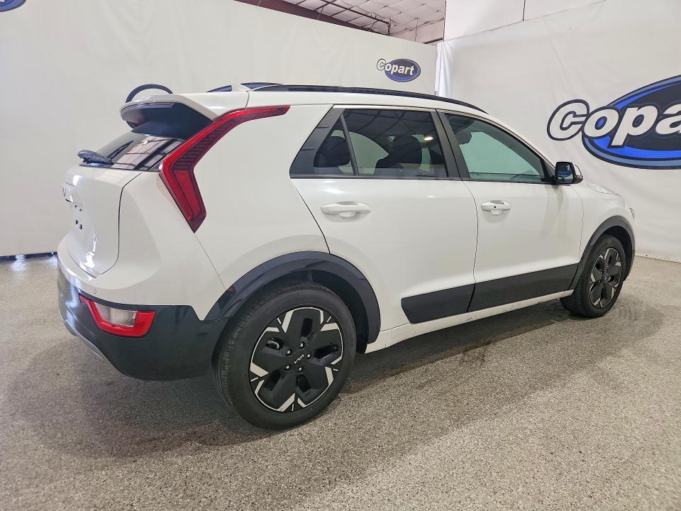 Photo 3 from auction – 2023 KIA NIRO with VIN KNDCR3L13P5027084