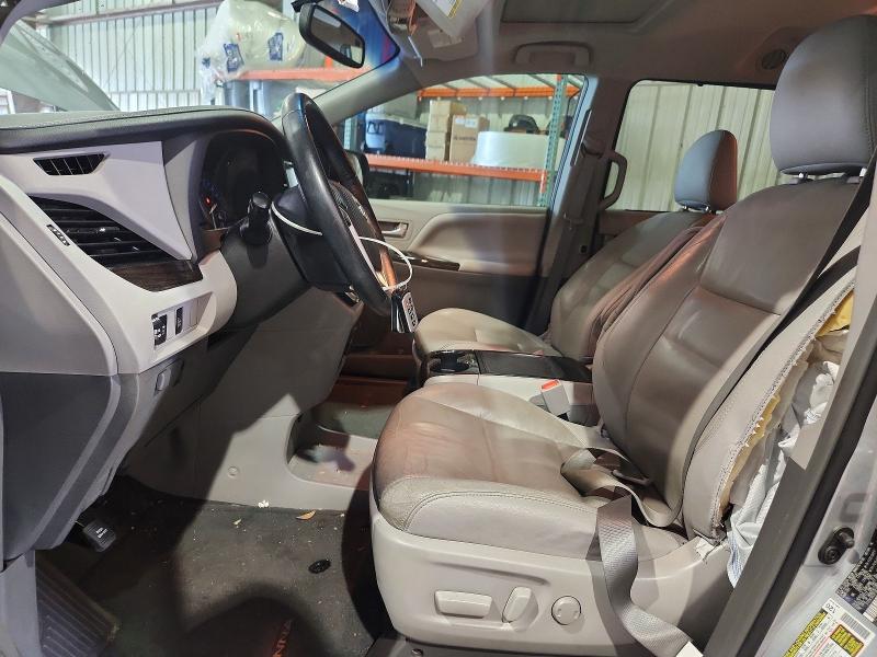 Photo 7 from auction – 2015 TOYOTA SIENNA with VIN 5TDYK3DC6FS630615