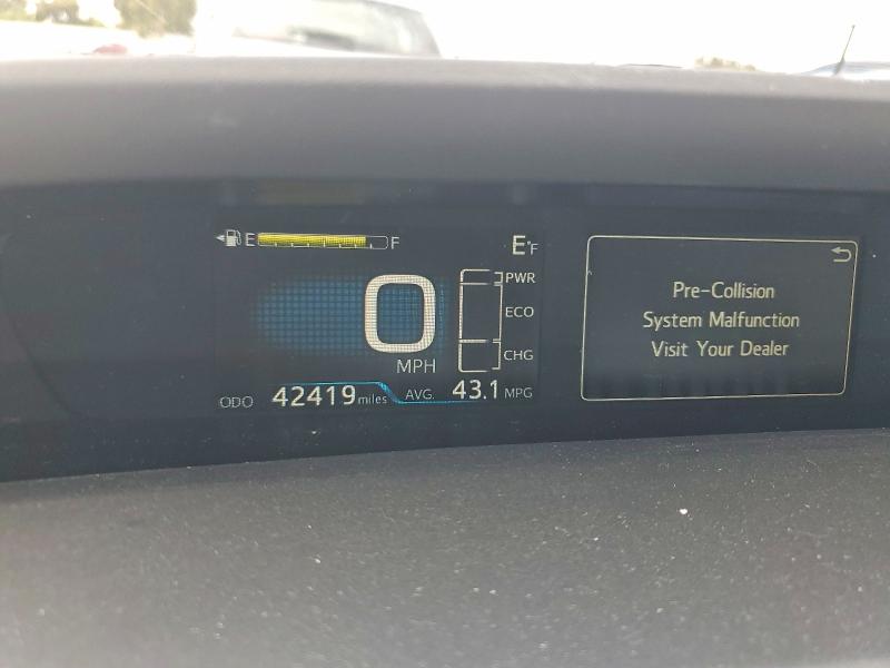 Photo 9 from auction – 2017 TOYOTA PRIUS with VIN JTDKARFUXH3052914
