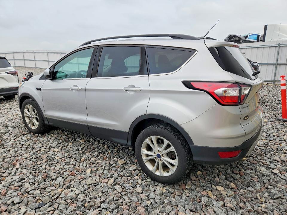 Photo 2 from auction – 2017 FORD ESCAPE with VIN 1FMCU0GD9HUC61539