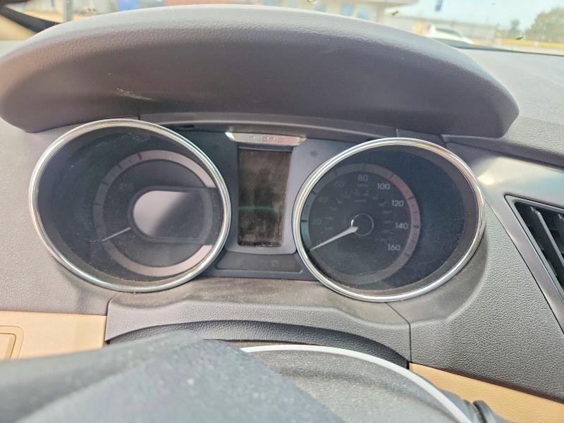 Photo 9 from auction – 2013 HYUNDAI SONATA with VIN KMHEC4A4XDA099315