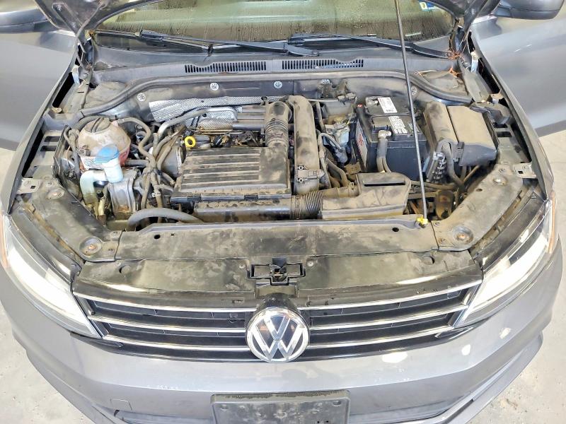 Photo 11 from auction – 2017 VOLKSWAGEN JETTA with VIN 3VW2B7AJ4HM329423