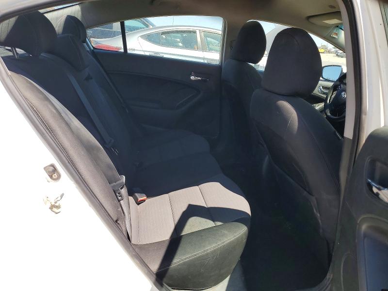 Photo 10 from auction – 2016 KIA FORTE with VIN KNAFX4A67G5444356