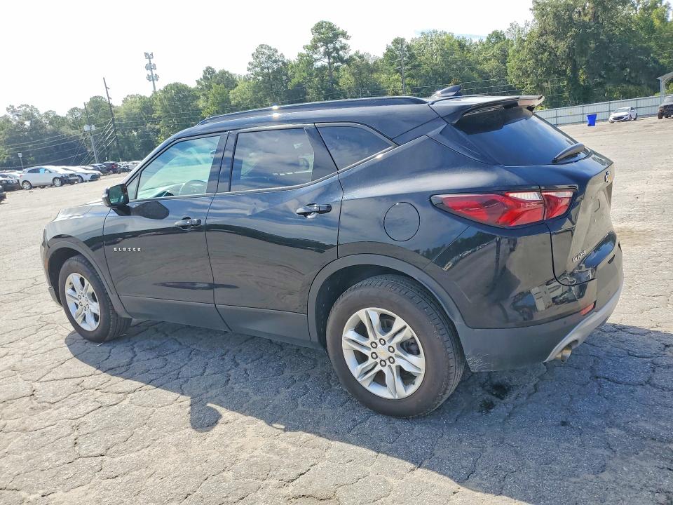 Photo 2 from auction – 2020 CHEVROLET BLAZER with VIN 3GNKBCR41LS679341