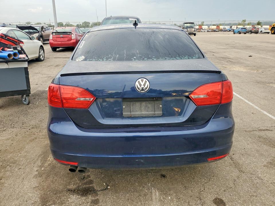 Photo 6 from auction – 2012 VOLKSWAGEN JETTA with VIN 3VWLL7AJ1CM369498