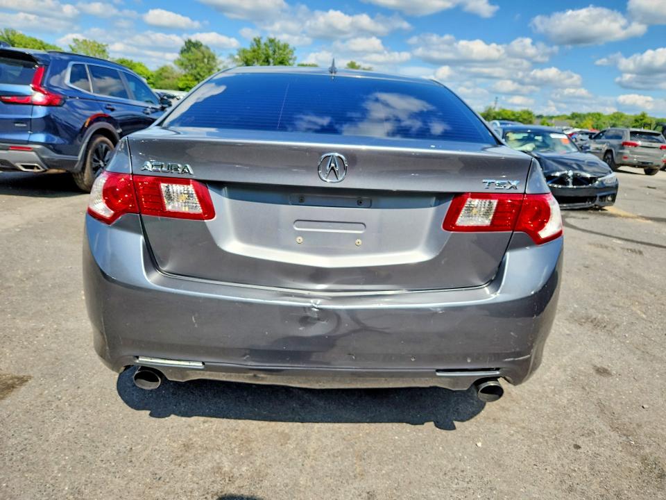 Photo 6 from auction – 2010 ACURA TSX with VIN JH4CU2F62AC019690