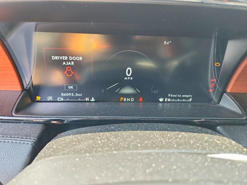 Photo 9 from auction – 2020 LINCOLN NAVIGATOR with VIN 5LMJJ3LT6LEL00747