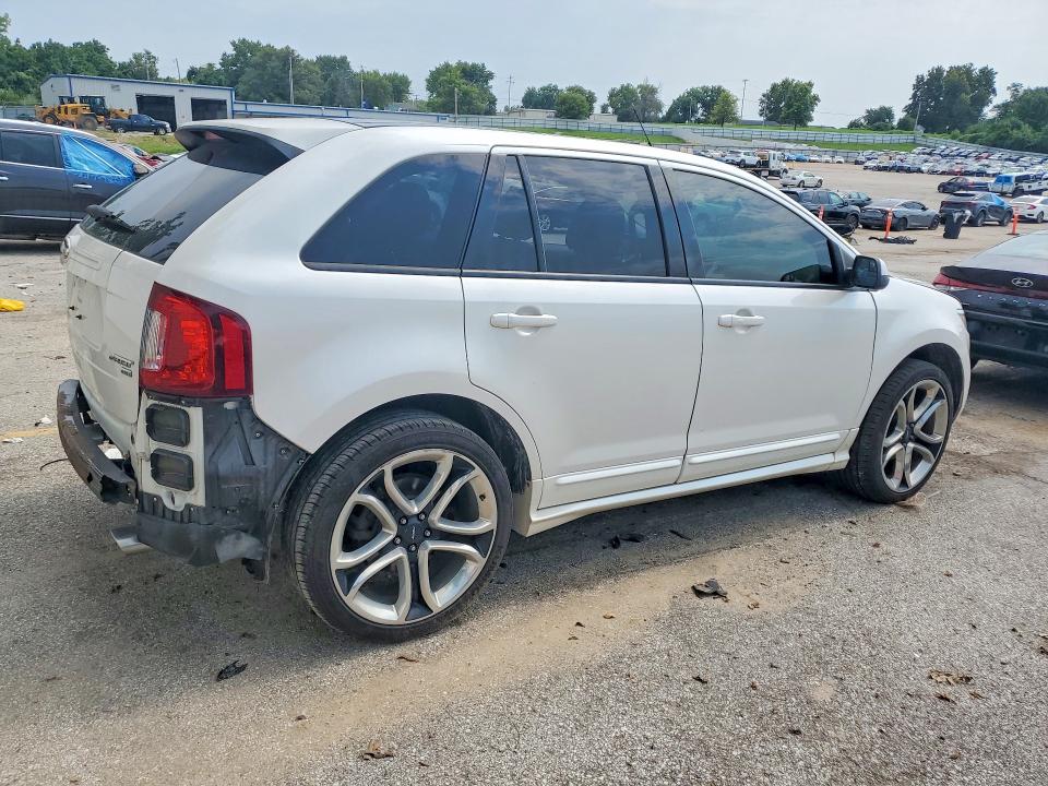 Photo 3 from auction – 2013 FORD EDGE with VIN 2FMDK4AK0DBB91812