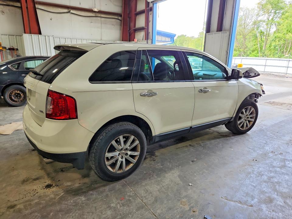 Photo 3 from auction – 2011 FORD EDGE with VIN 2FMDK3JC9BBA44808
