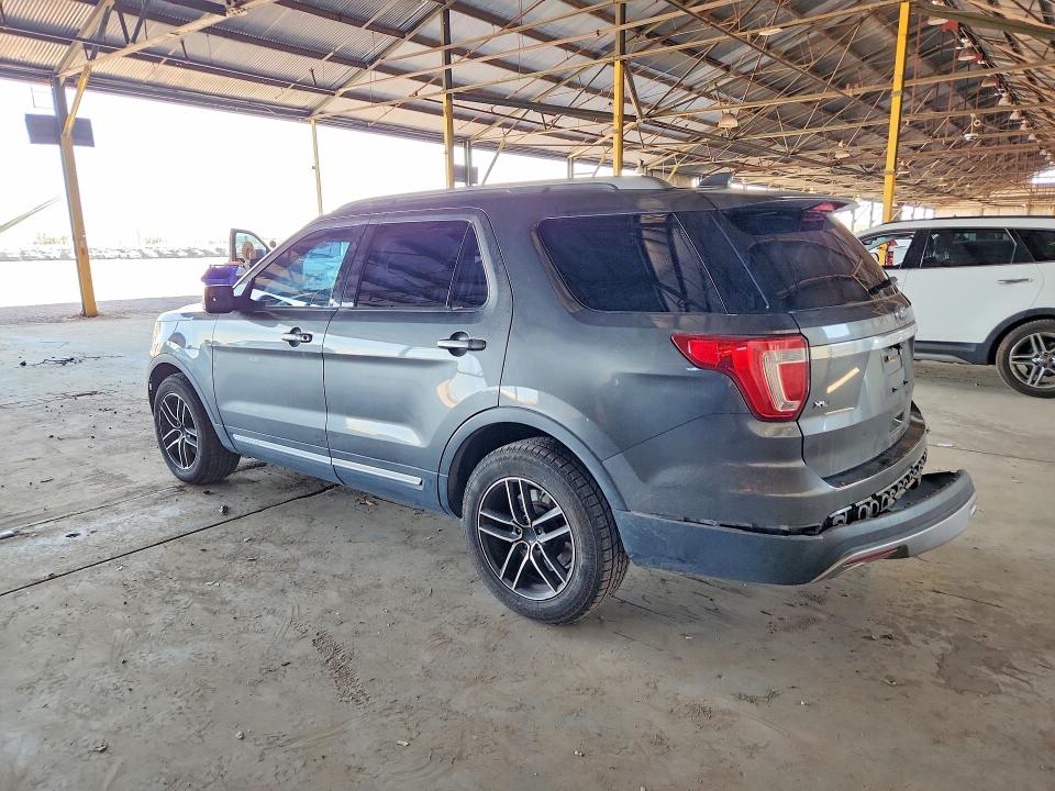 Photo 2 from auction – 2017 FORD EXPLORER with VIN 1FM5K7D83HGA93846