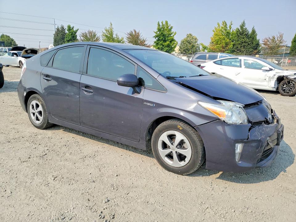 Photo 4 from auction – 2012 TOYOTA PRIUS with VIN JTDKN3DU0C1497557