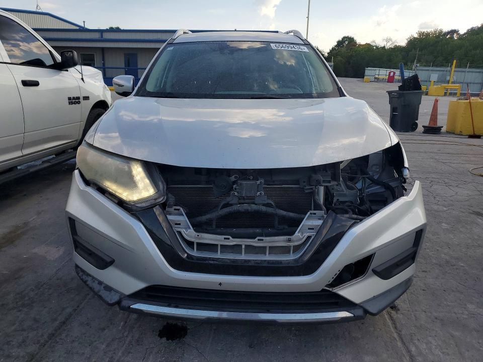 Photo 5 from auction – 2019 NISSAN ROGUE with VIN KNMAT2MT1KP542780