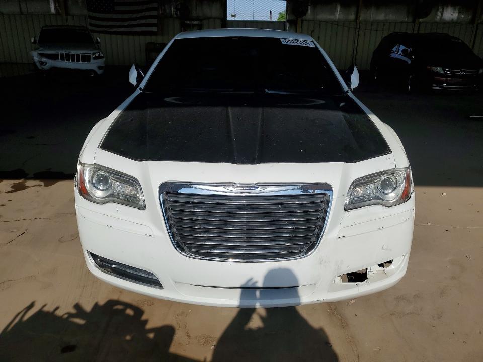 Photo 5 from auction – 2014 CHRYSLER 300 with VIN 2C3CCAAG2EH169658