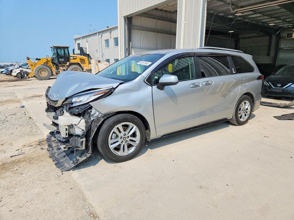 2023 TOYOTA SIENNA - Търг №64667866