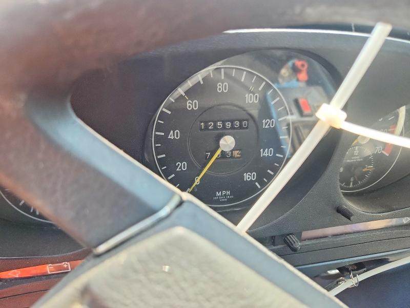 Photo 9 from auction – 1974 MERCEDES-BENZ 450 SL with VIN 10704412017214