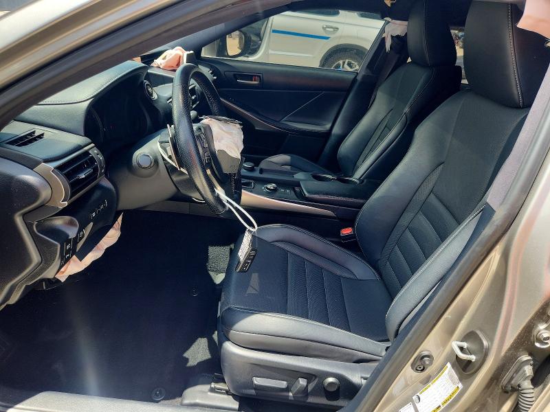 Photo 7 from auction – 2020 LEXUS IS with VIN JTHGA1D20L5107858